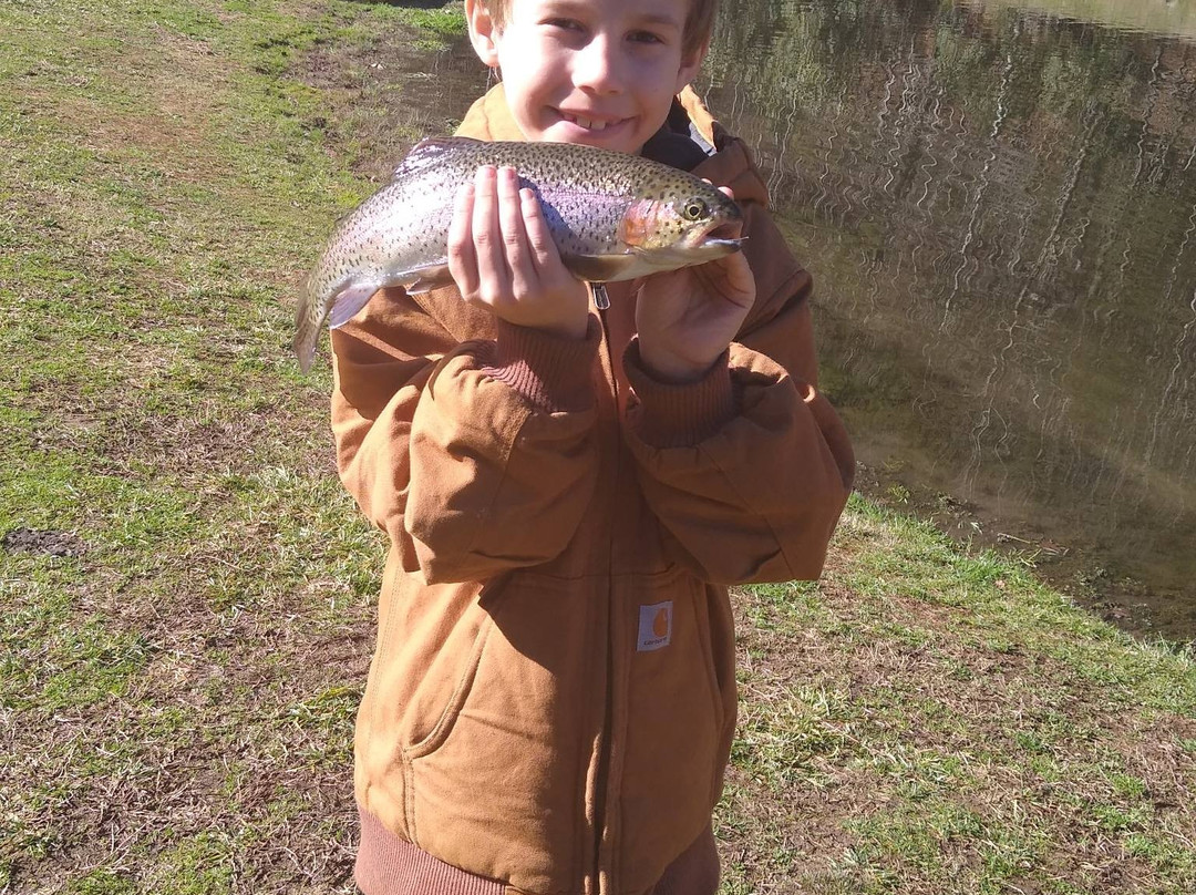 Cooper Creek Trout Farm & Pond景点图片