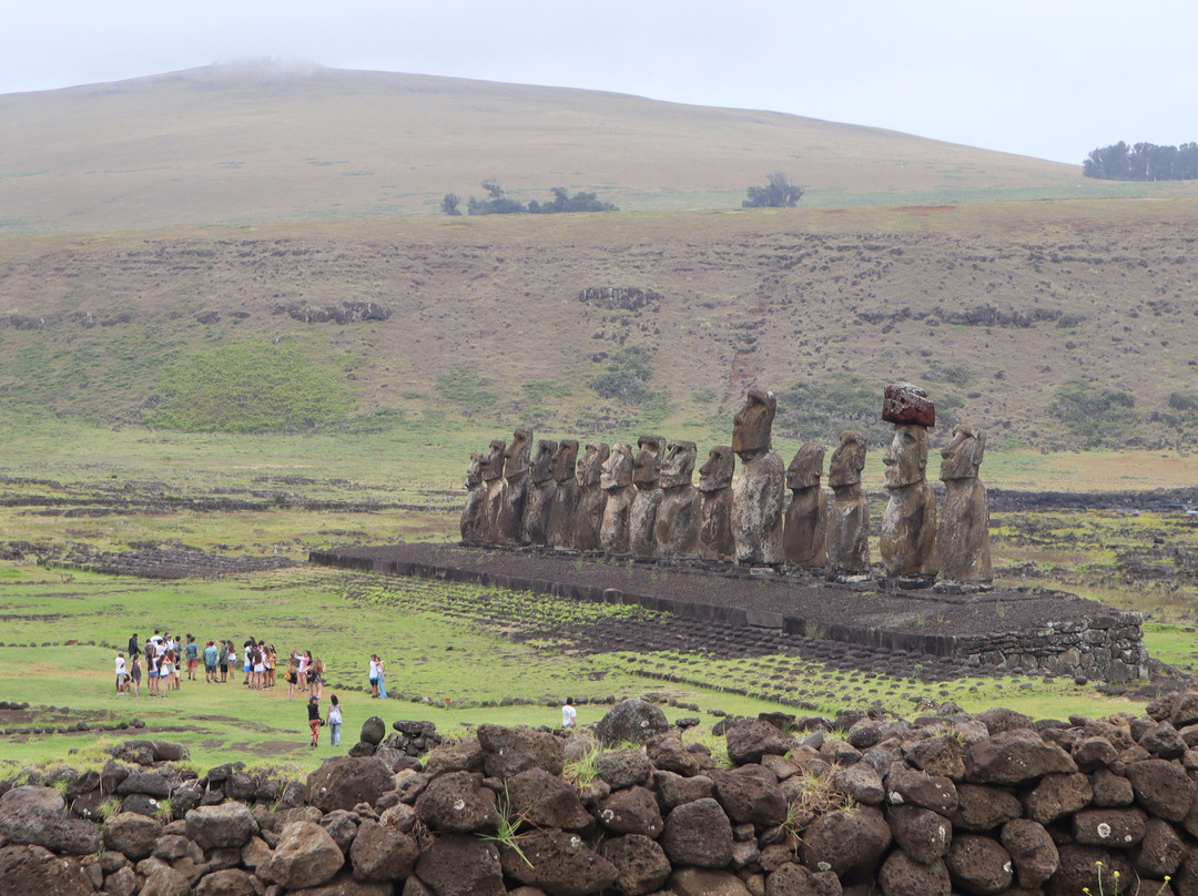 Easter Island Spirit Day Tours景点图片