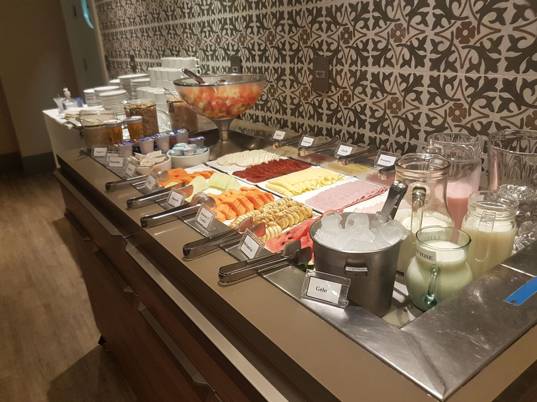 Tri Hotel Premium Criciuma主图