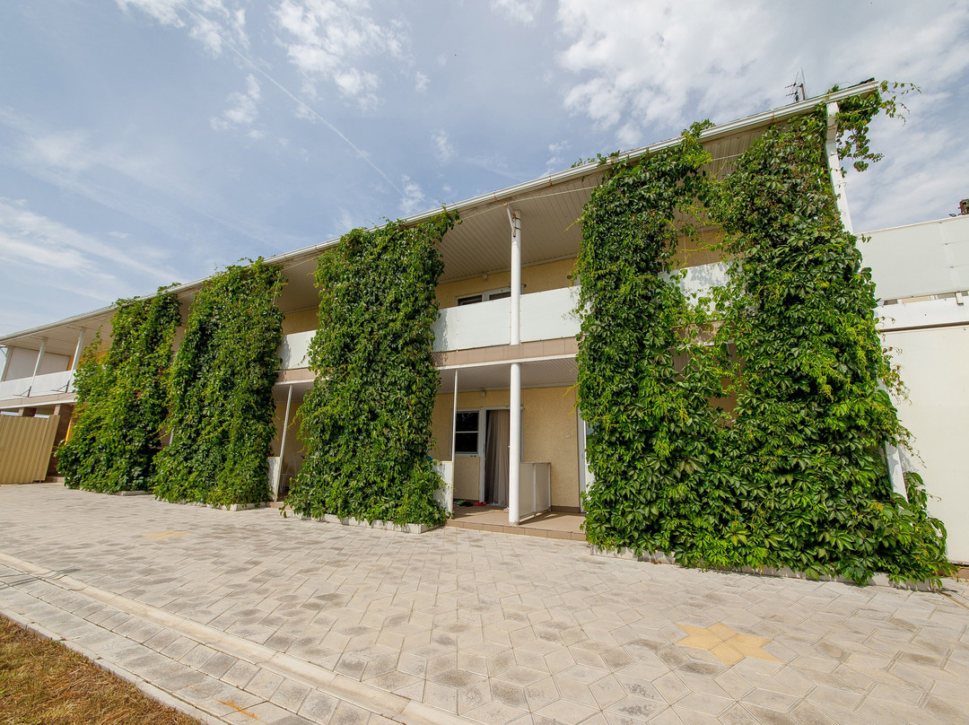 Guest House Aura