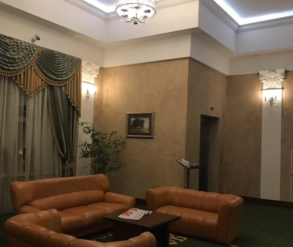 Central Hotel主图