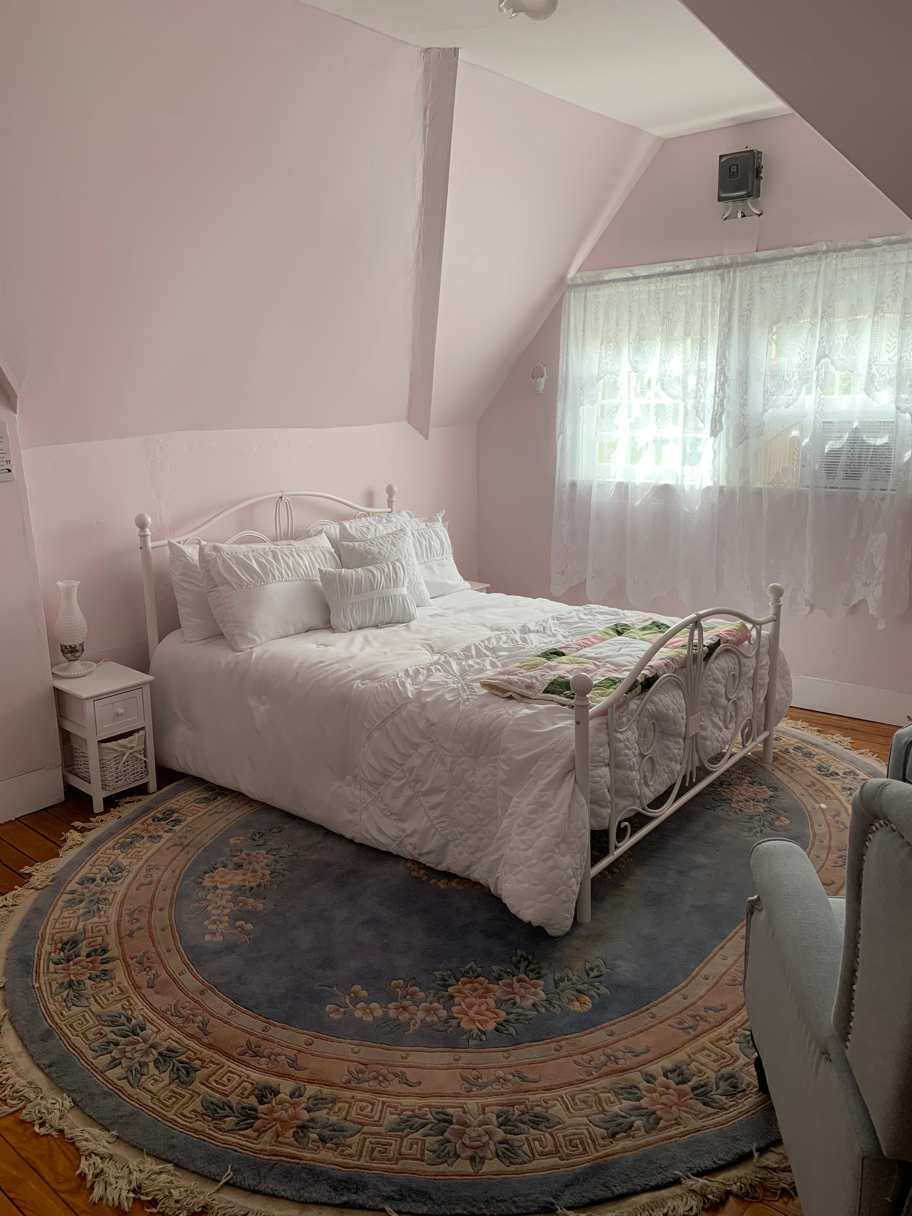 Gillis Grier Bed And Breakfast-portrait