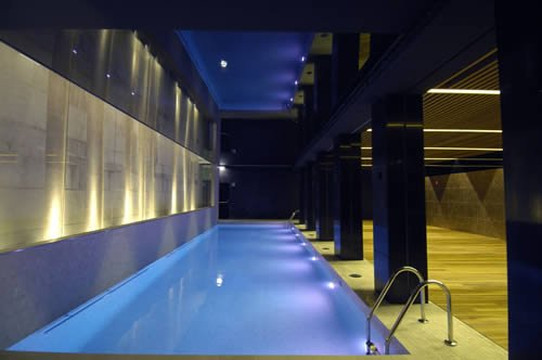 阿方索酒店主图