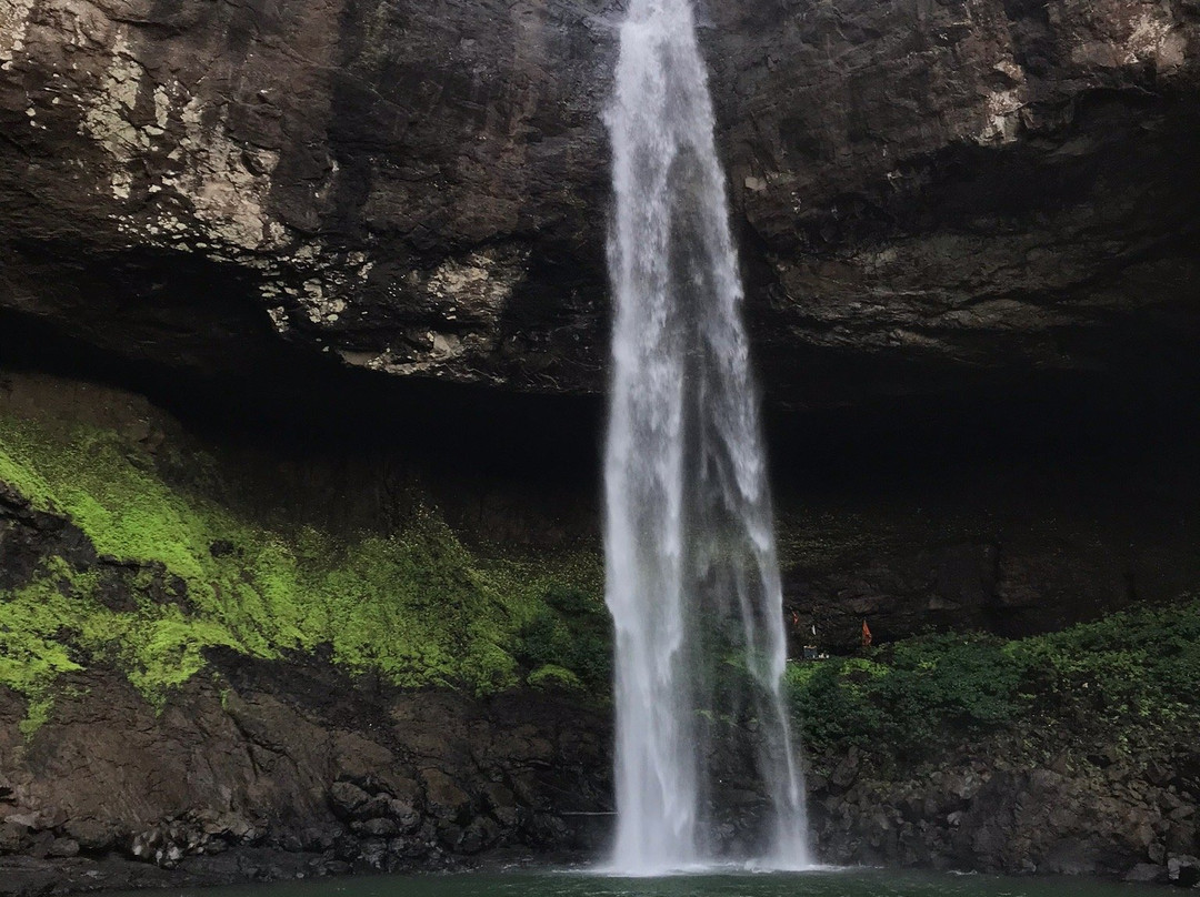 Devkund Waterfall-Patnus必去景点
