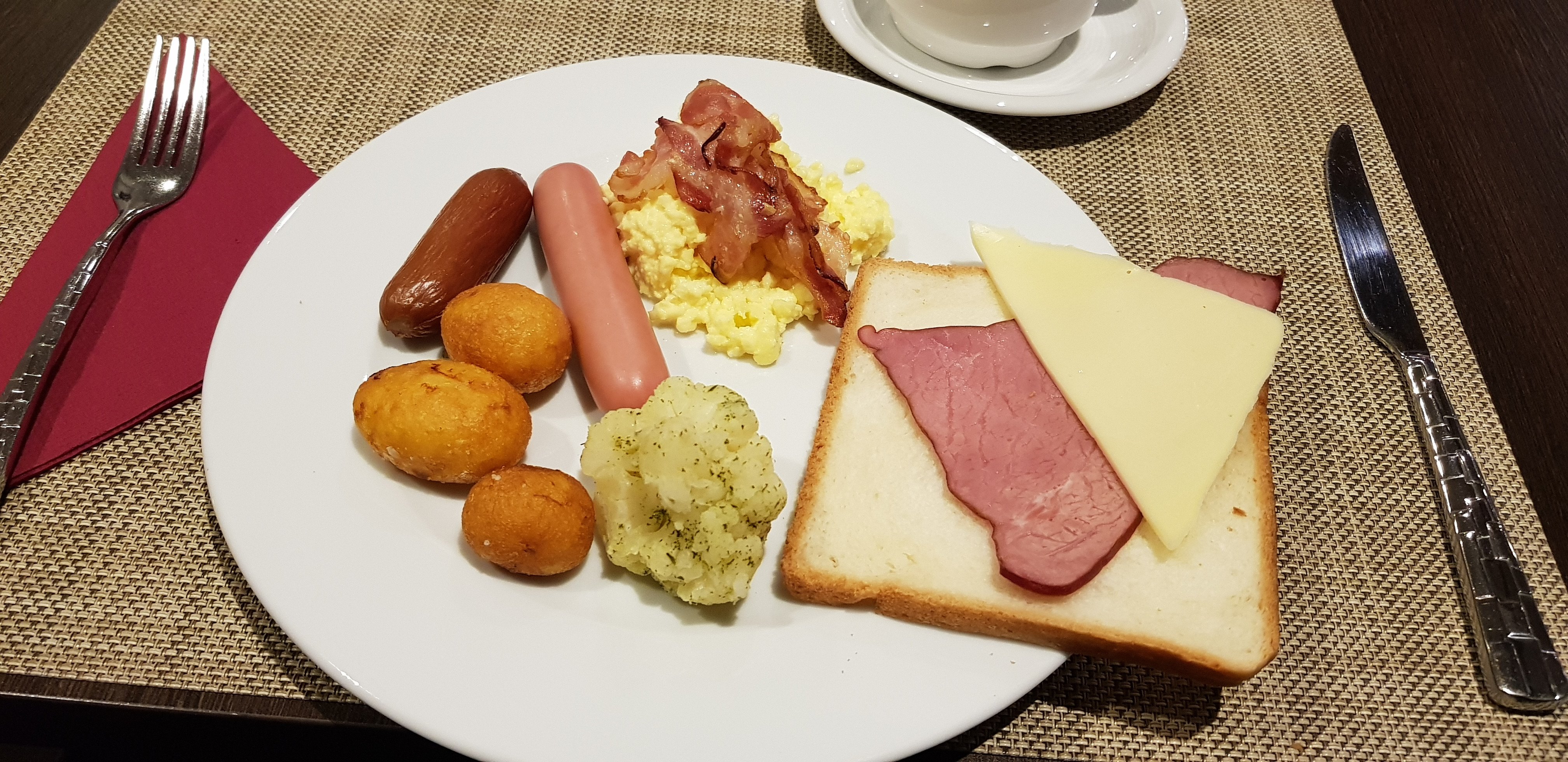 Mercure Tyumen Center-餐饮