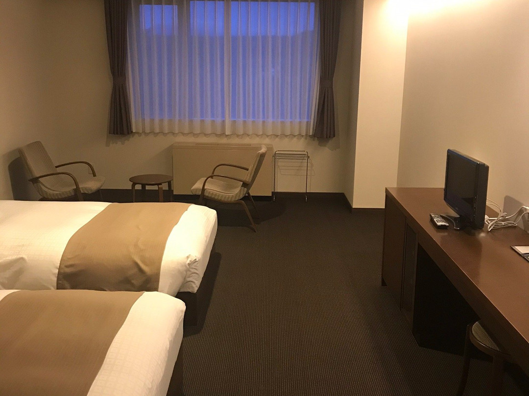洛库思索清里温泉酒店主图