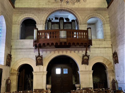 Eglise Saint-Etienne-Le Blanc必去景点