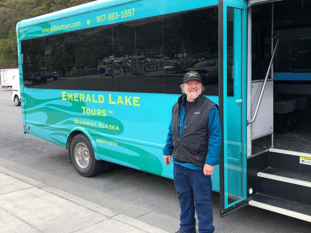 Emerald Lake Tours-史凯威必去景点