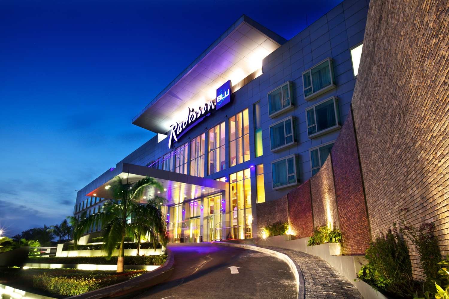 Radisson Blu Anchorage Hotel, Lagos, V.I.-官方