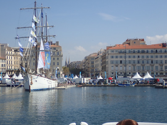 大洋洲艾斯卡勒马赛老港口酒店主图