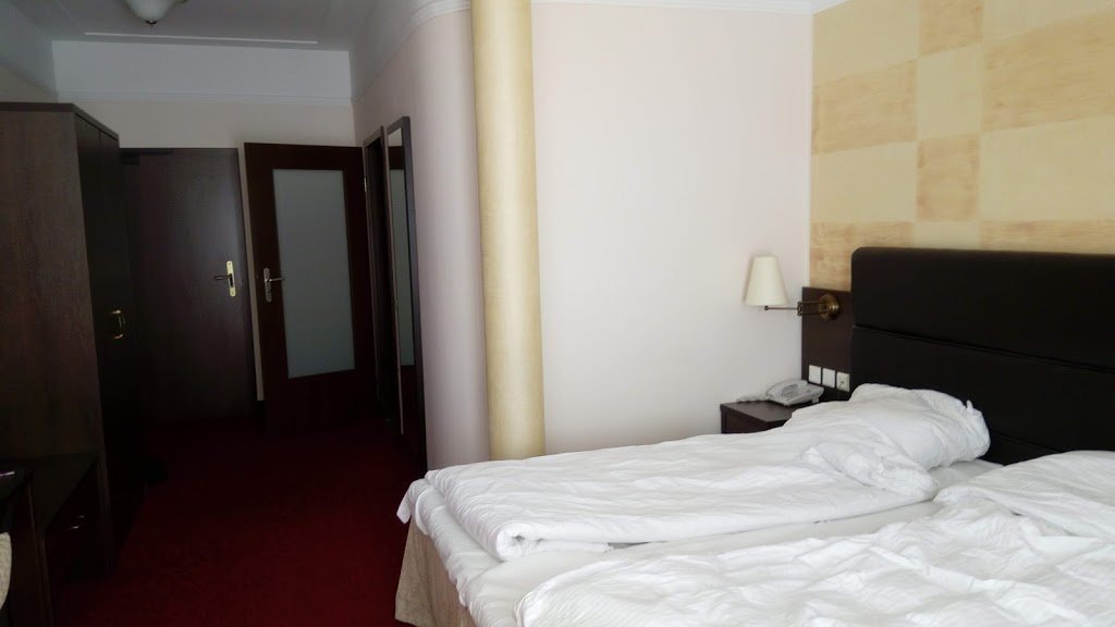Papuga Park Hotel-官方