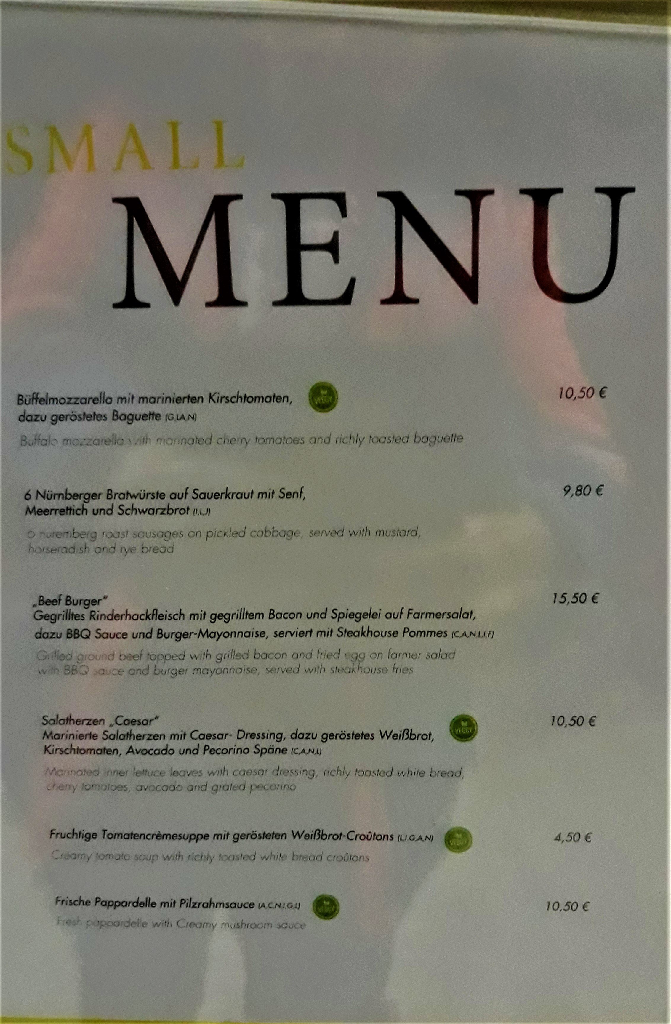 Novina Hotel Suedwestpark-餐饮