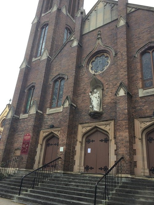 Sacred Heart Catholic Church景点图片