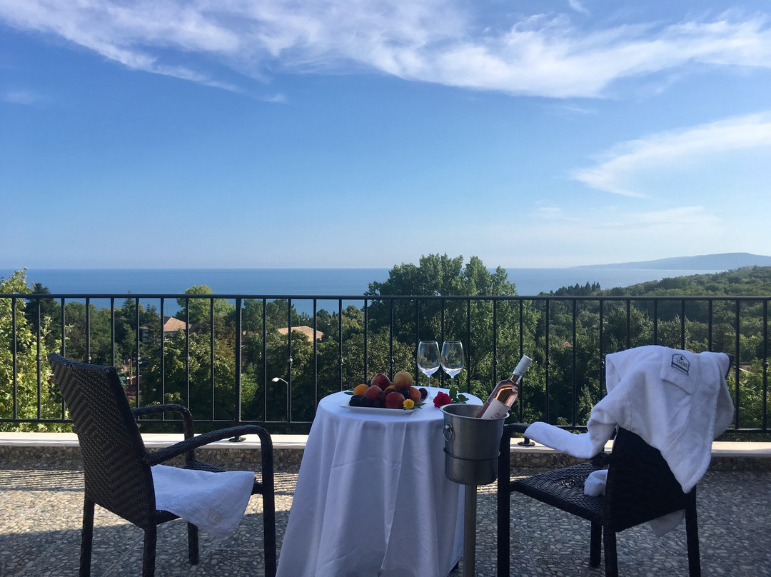 White Rock Castle Suite Hotel & Wellness主图