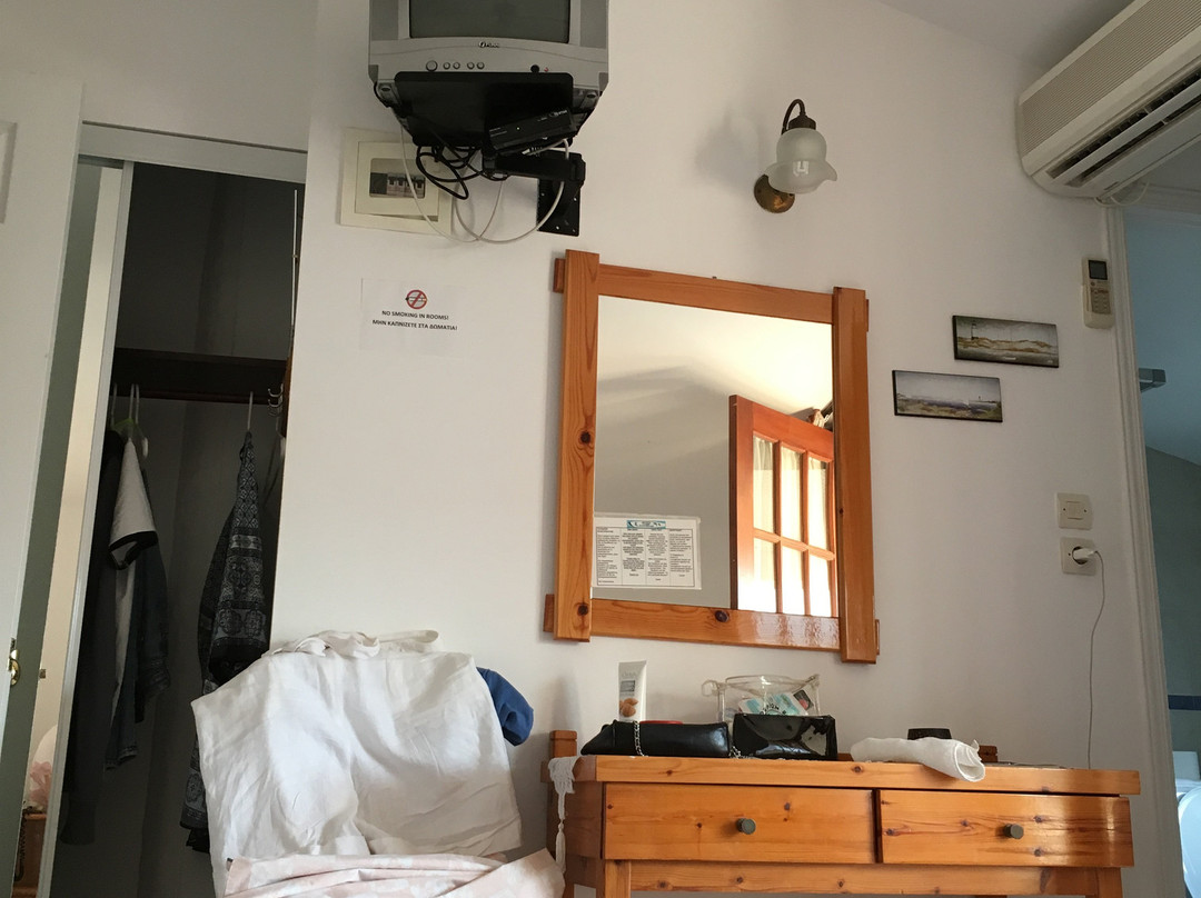 Potokaki Beachfront Hotel主图