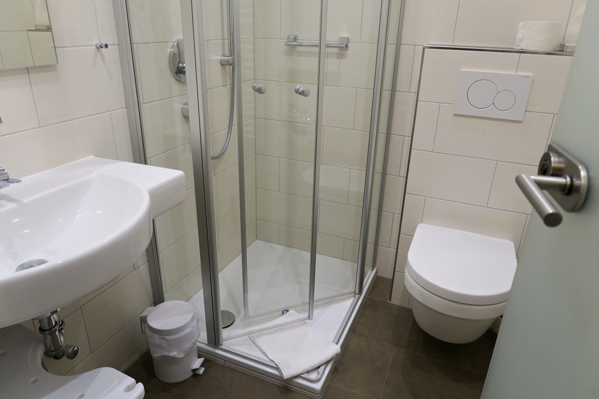 Pension Basten-浴室