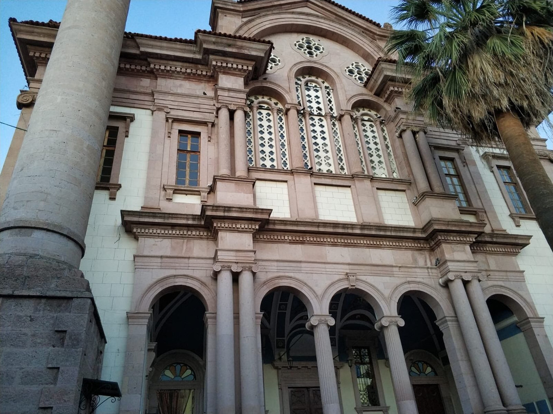 Cinarli (Alibey) Camii-Ayvalik必去景点