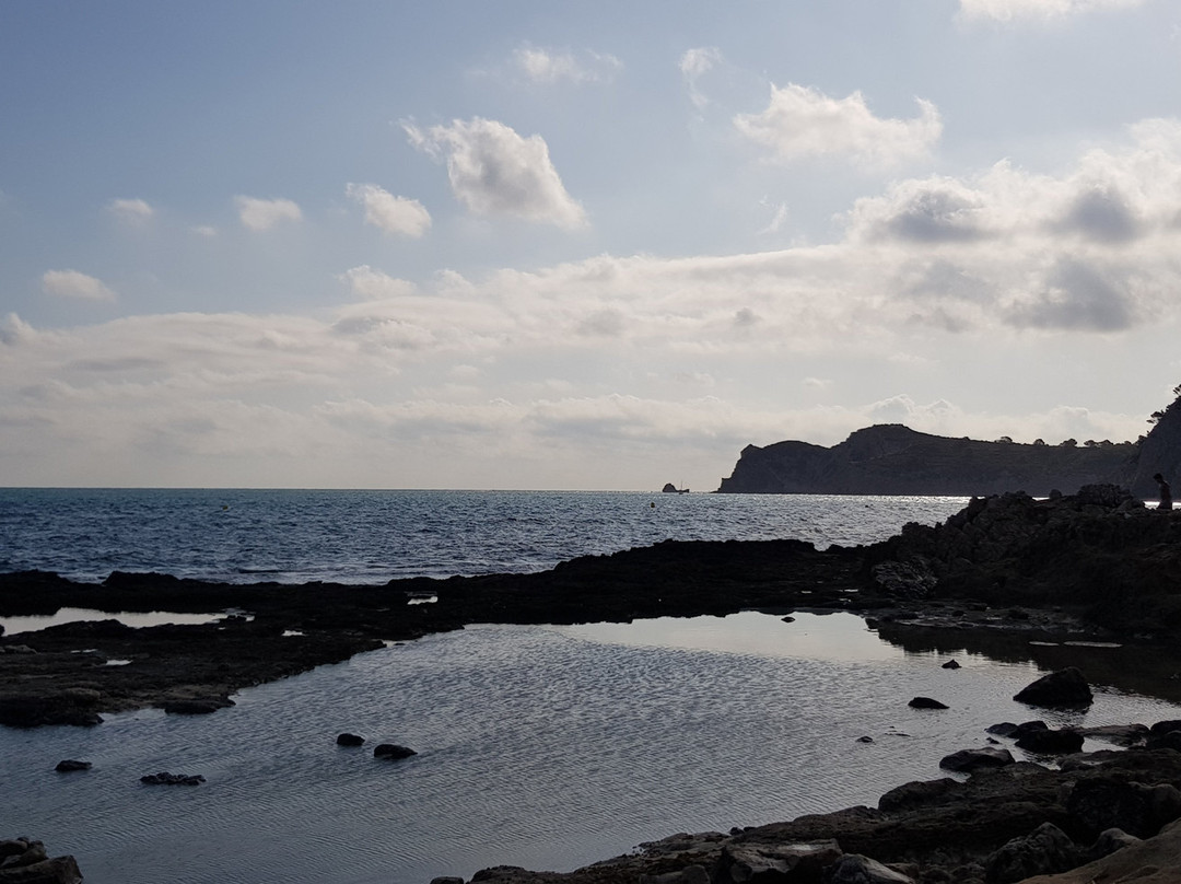 Cala Blanca景点图片