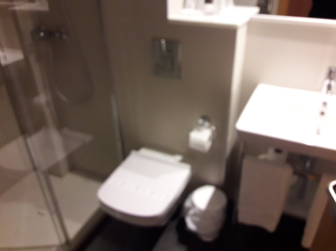 欧洲之峰酒店主图