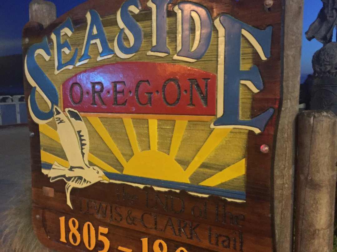 Seaside Factory Outlet Center-锡赛德必去景点