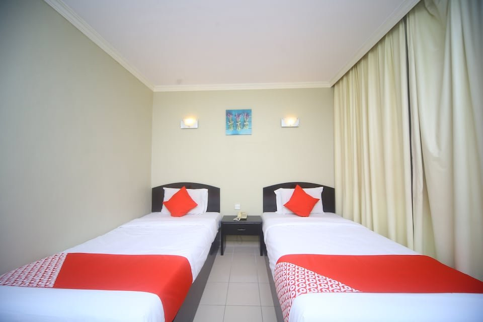 OYO 1027 Hotel London主图