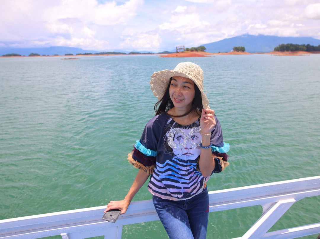 Nam Ngum Dam-Thalat必去景点