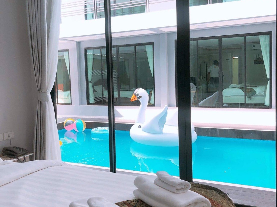Three Bridges Hotel主图
