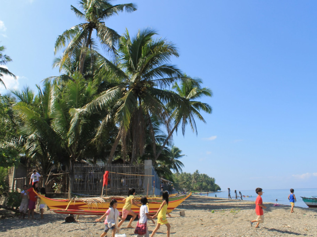 Amoingon Beach景点图片