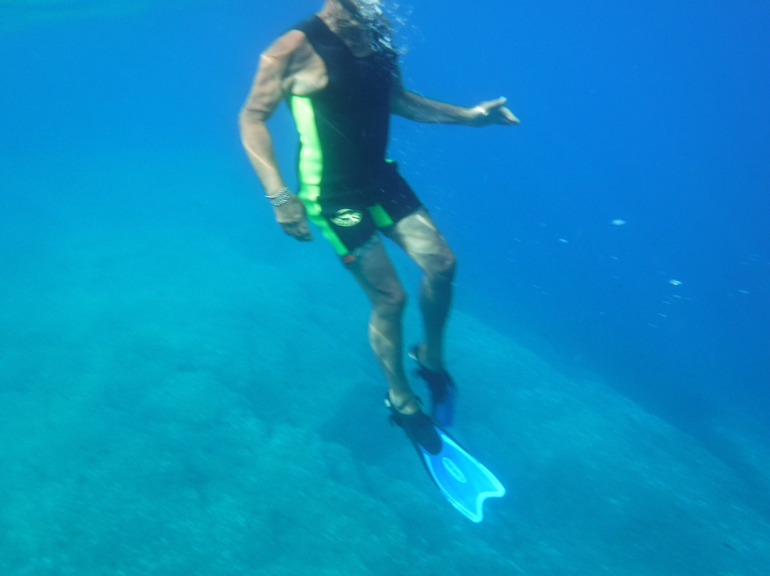 Zero Meno Diving Center-Campese必去景点