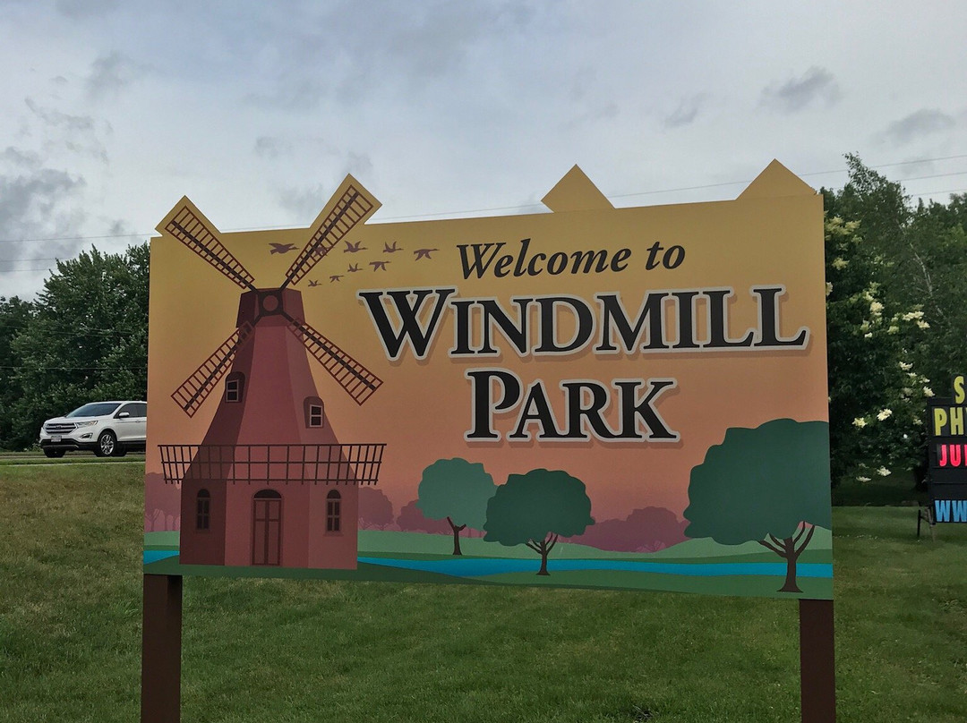 Windmill Park景点图片