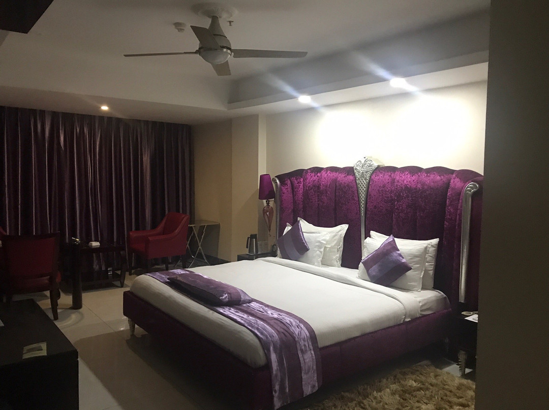 Hotel The Raso主图