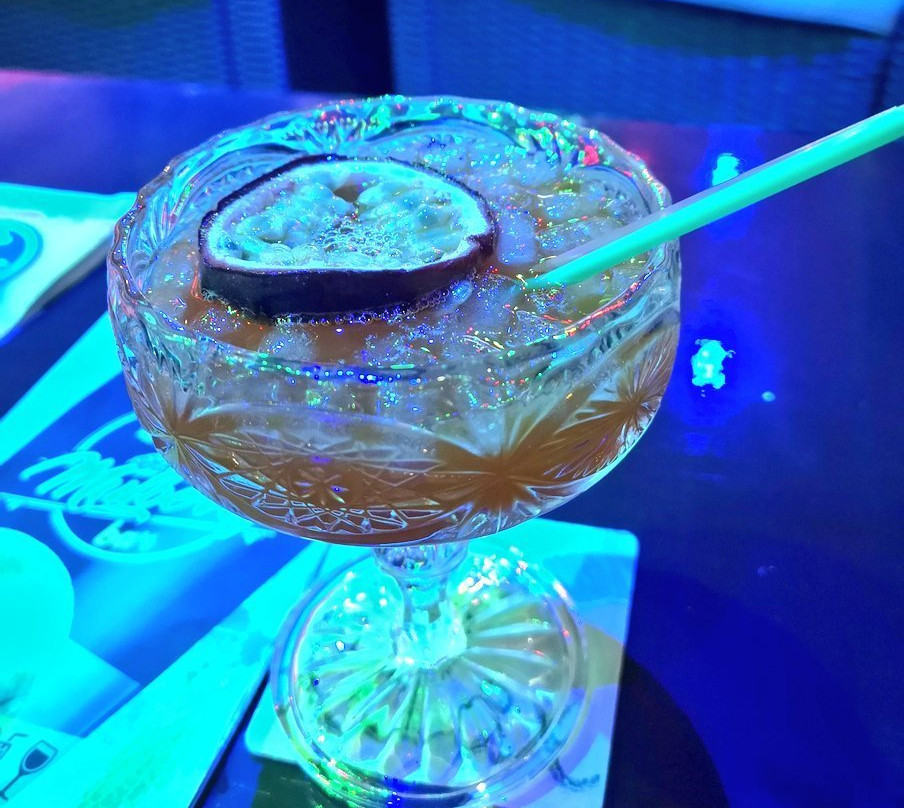 Mulberry Bar-Alykanas必去景点