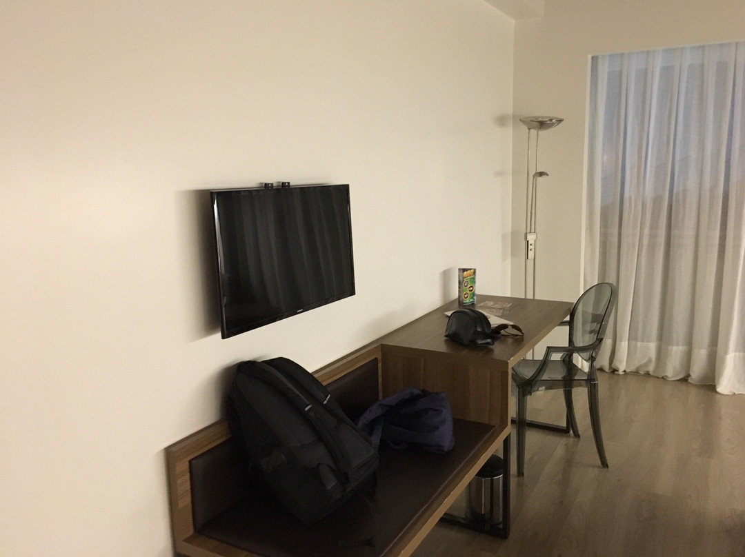 7萨尔托斯度假酒店主图