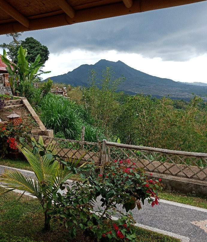 Tiing Bali Guest House主图