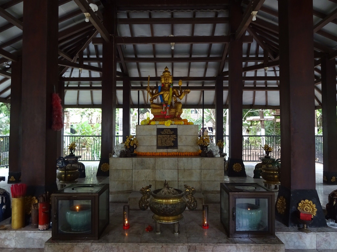 Maha Vihara Mojopahit-惹班必去景点