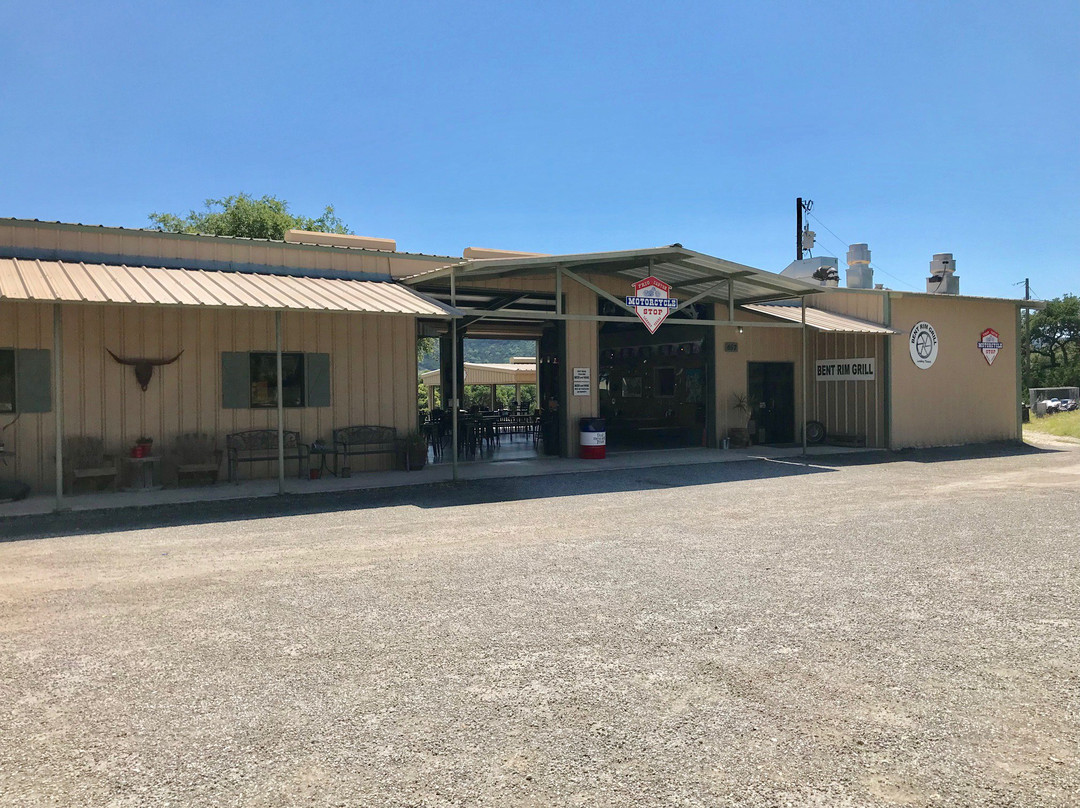 Frio Canyon Motorcycle Stop-Leakey必去景点