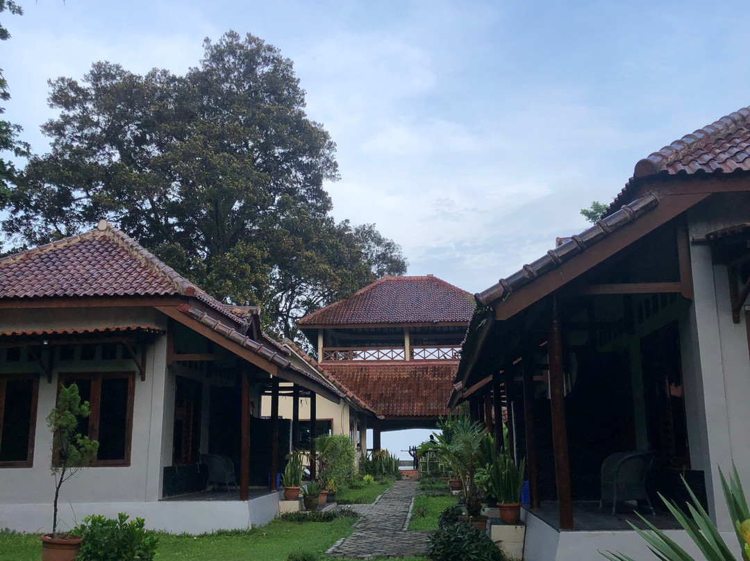 Damai Bungalows