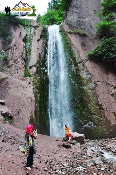 Dhani Waterfall景点图片