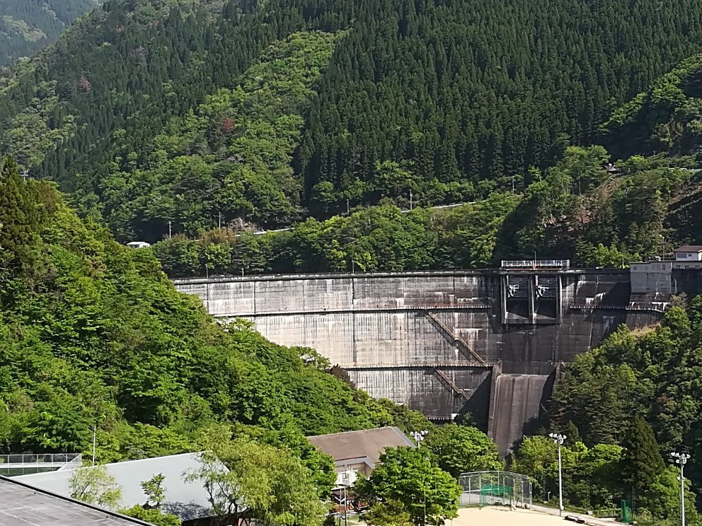 Kami Shiiba Dam景点图片