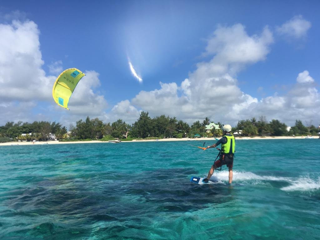 Specialised Kiteboarding-Pointe d'Esny必去景点