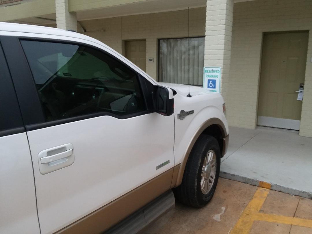SureStay By Best Western Floresville-浴室