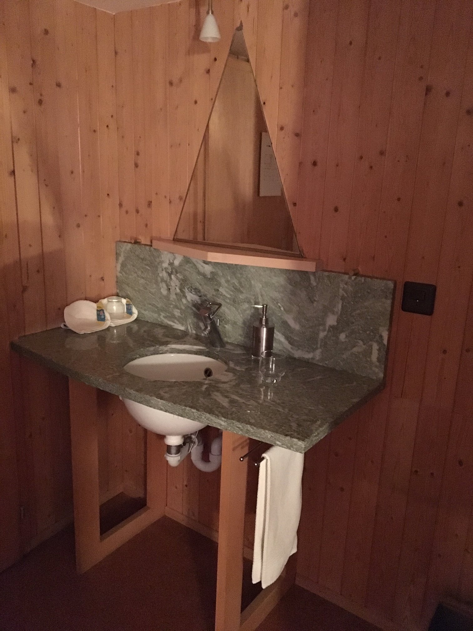 Gasthaus Rössli Mogelsberg-浴室