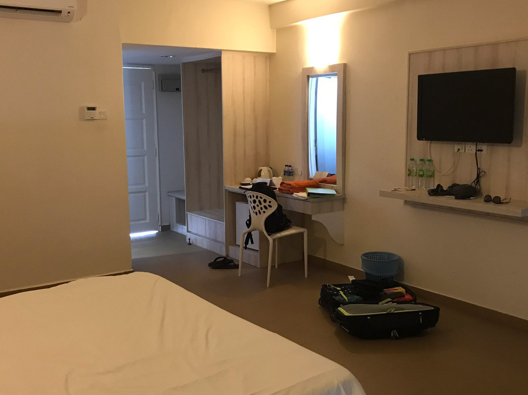 Akar Beach Resort主图