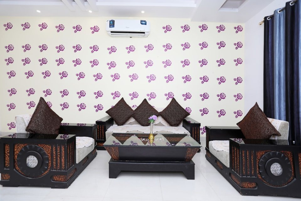 OYO 9967 Hotel Orchid 2主图