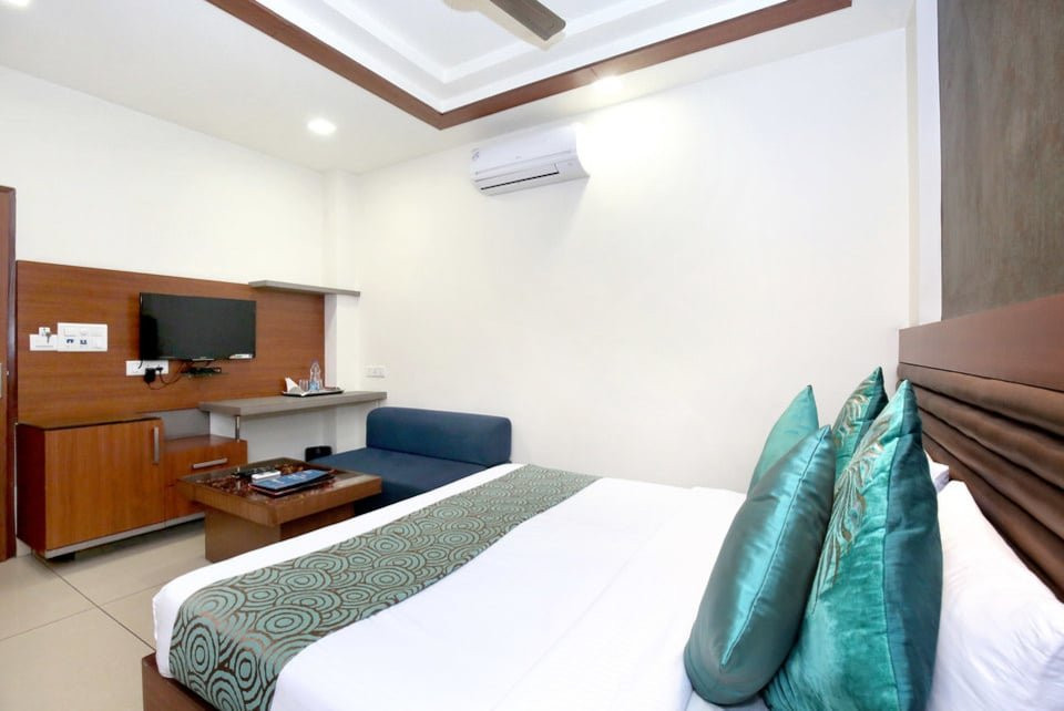 OYO 2860 Hotel 24x7 Inn主图