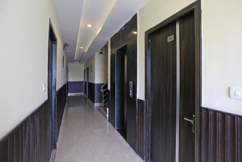 Hotel The Ganges Park主图