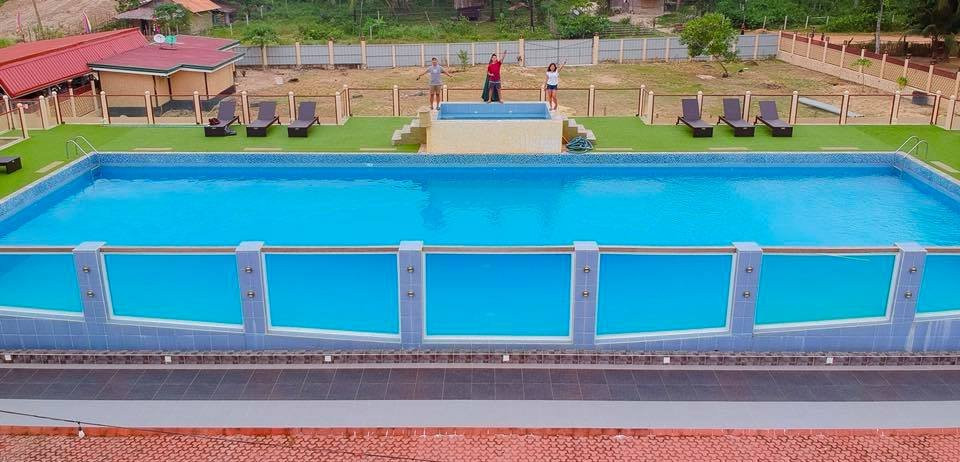 Foxy's Beach Resort主图