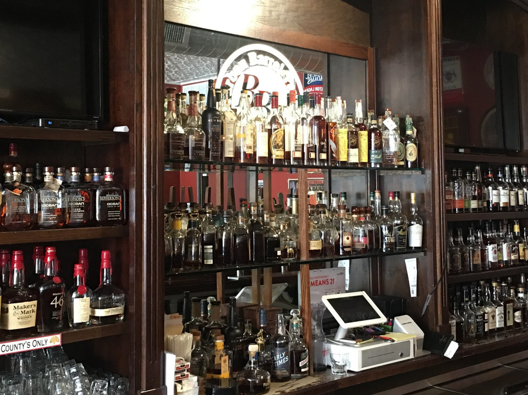 Bourbon Barrel Tavern-伊丽莎白敦必去景点