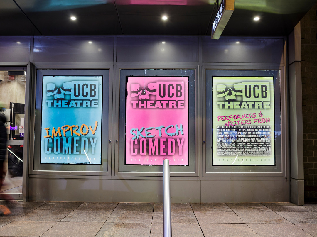 Upright Citizens Brigade Theatre夜店景点图片