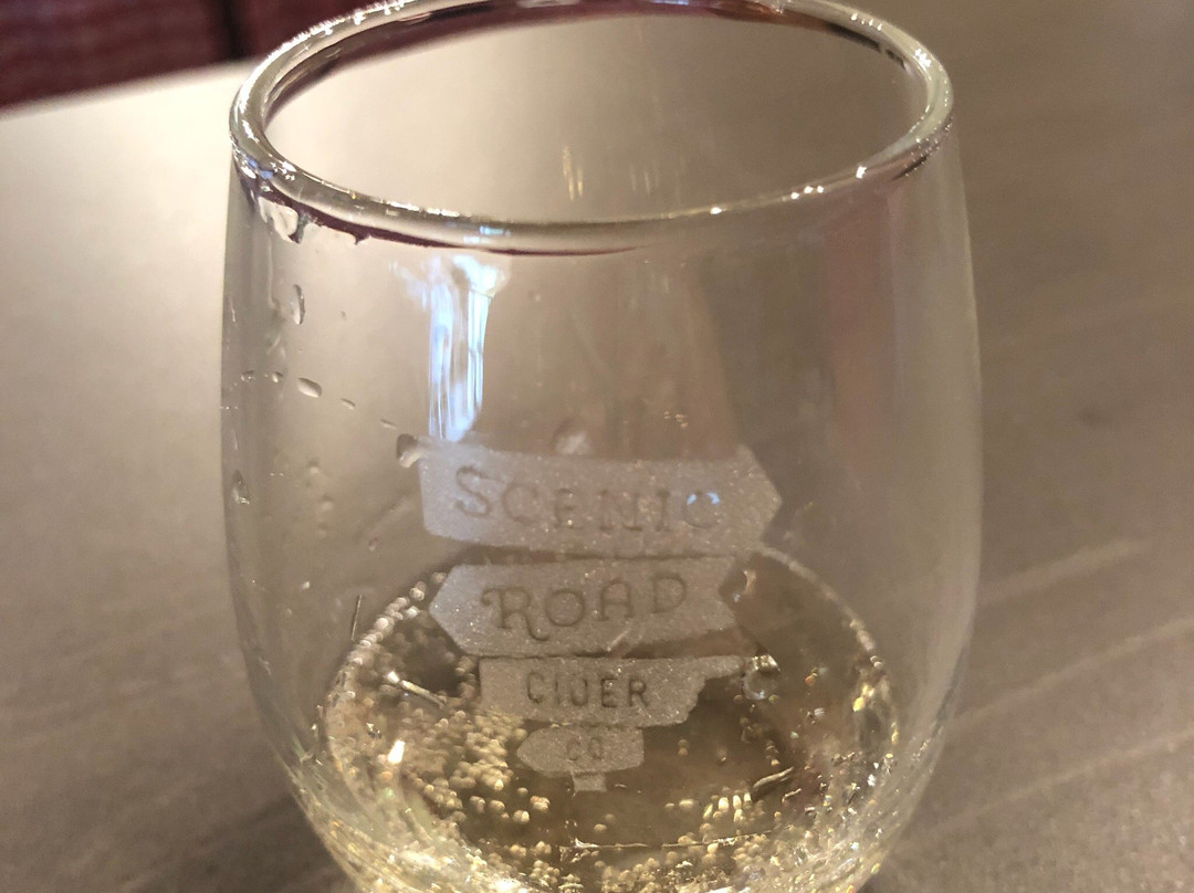 Scenic Road Cider Co.-基洛纳必去景点